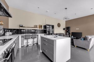 Photo 13- click for photo gallery